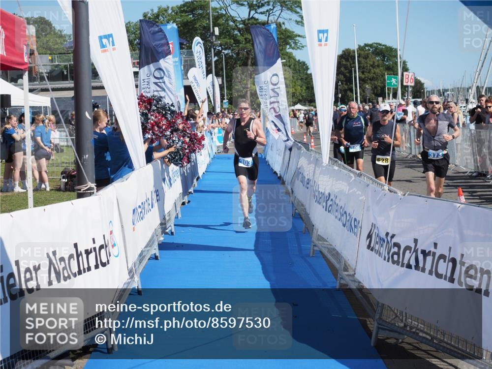 17.08.2025 - KN Förde Triathlon 2025 MichiJ http://msf.ph/oto/8597530 17.08.2025 12:08:00 Laufen 303 meine-sportfotos.de