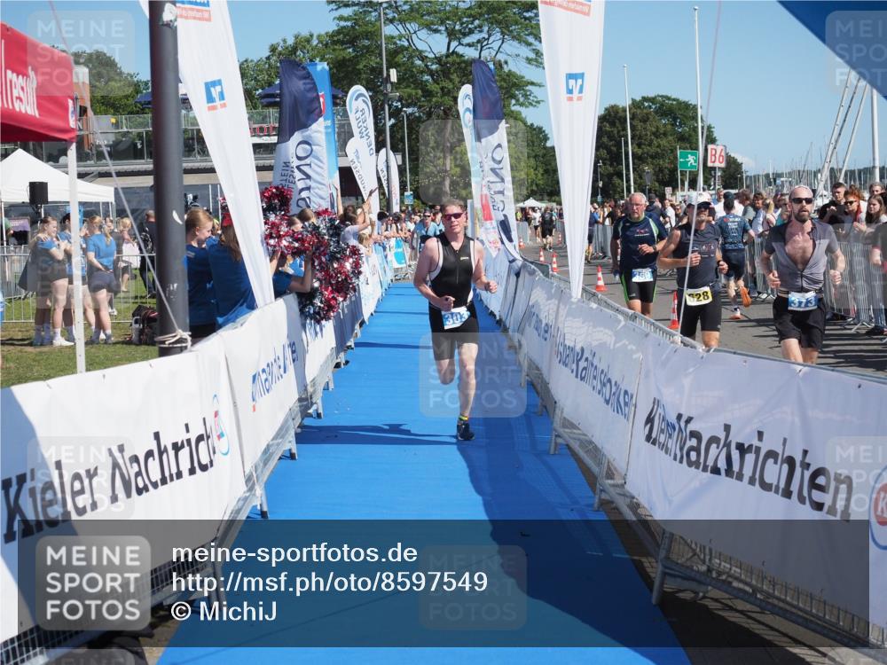 17.08.2025 - KN Förde Triathlon 2025 MichiJ http://msf.ph/oto/8597549 17.08.2025 12:08:00 Laufen 303 meine-sportfotos.de