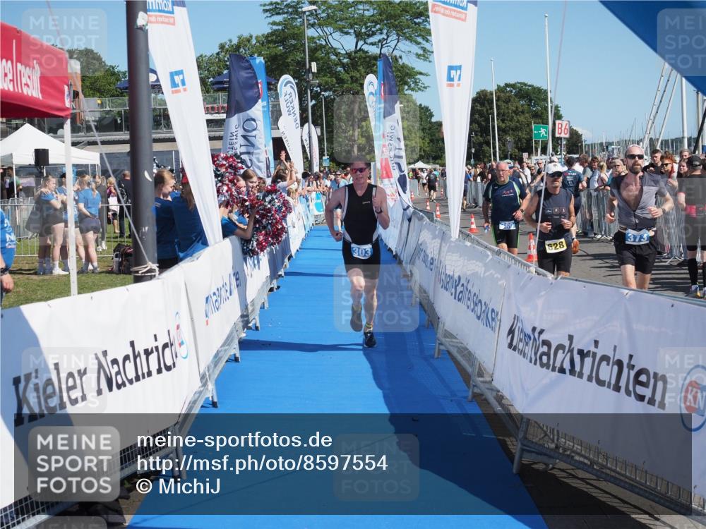 17.08.2025 - KN Förde Triathlon 2025 MichiJ http://msf.ph/oto/8597554 17.08.2025 12:08:01 Laufen 303 meine-sportfotos.de