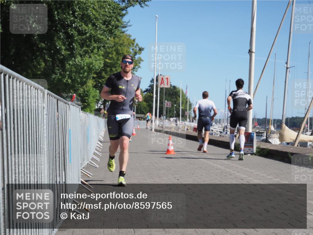 17.08.2025 - KN Förde Triathlon 2025 KatJ http://msf.ph/oto/8597565 17.08.2025 11:46:25 Laufen 265, 268, 283 meine-sportfotos.de