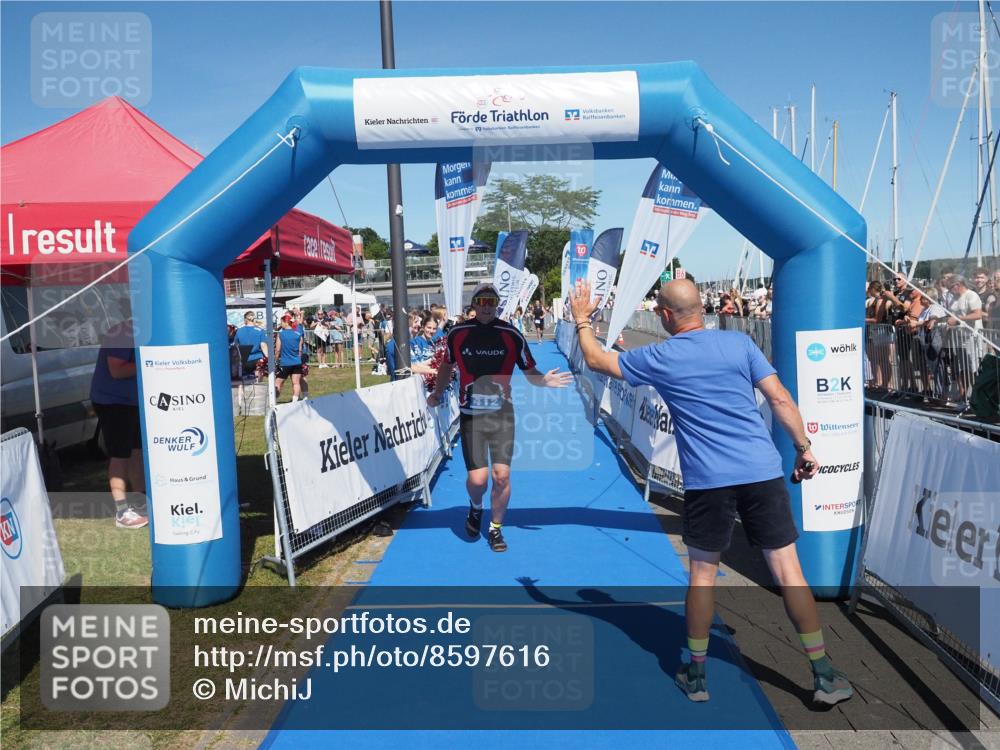 17.08.2025 - KN Förde Triathlon 2025 MichiJ http://msf.ph/oto/8597616 17.08.2025 13:59:37 Laufen 412, 480 meine-sportfotos.de