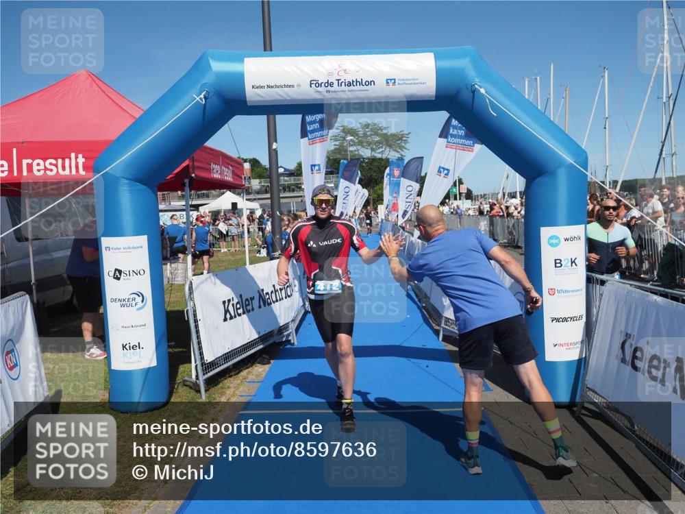 17.08.2025 - KN Förde Triathlon 2025 MichiJ http://msf.ph/oto/8597636 17.08.2025 13:59:38 Laufen 412, 480 meine-sportfotos.de
