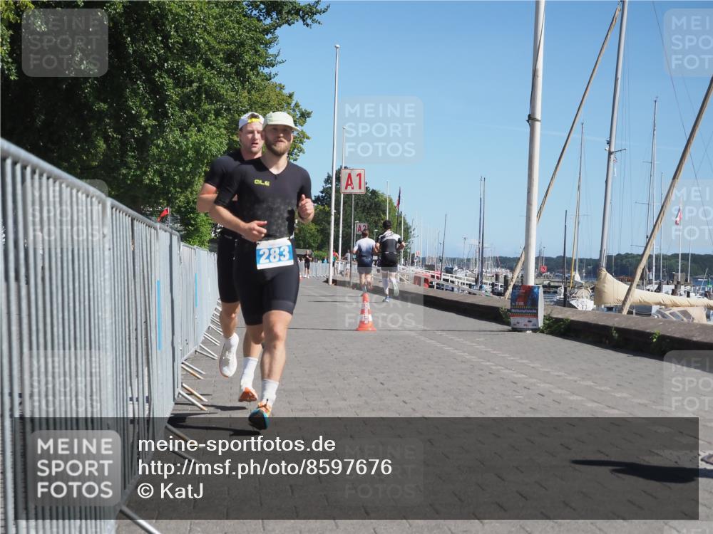 17.08.2025 - KN Förde Triathlon 2025 KatJ http://msf.ph/oto/8597676 17.08.2025 11:46:30 Laufen 265, 283 meine-sportfotos.de