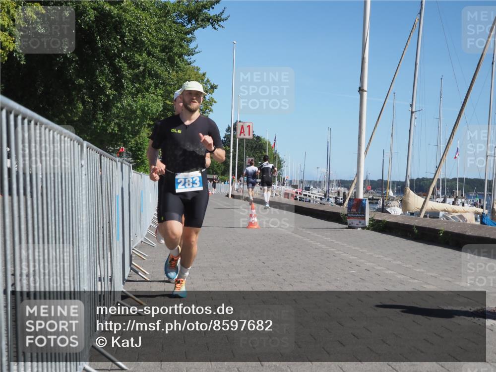 17.08.2025 - KN Förde Triathlon 2025 KatJ http://msf.ph/oto/8597682 17.08.2025 11:46:30 Laufen 265, 283 meine-sportfotos.de