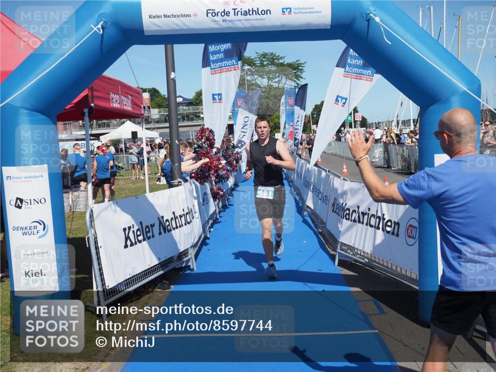 17.08.2025 - KN Förde Triathlon 2025 MichiJ http://msf.ph/oto/8597744 17.08.2025 13:59:45 Laufen 491 meine-sportfotos.de