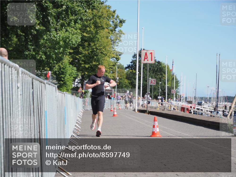 17.08.2025 - KN Förde Triathlon 2025 KatJ http://msf.ph/oto/8597749 17.08.2025 11:46:51 Laufen 270 meine-sportfotos.de
