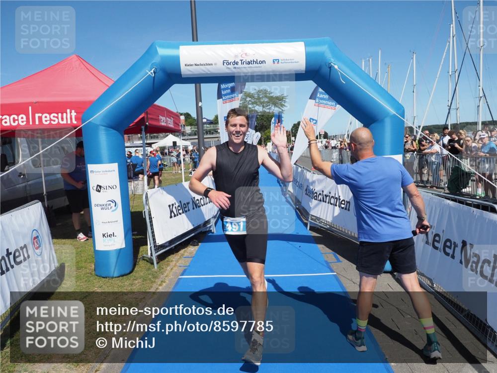 17.08.2025 - KN Förde Triathlon 2025 MichiJ http://msf.ph/oto/8597785 17.08.2025 13:59:46 Laufen 491 meine-sportfotos.de