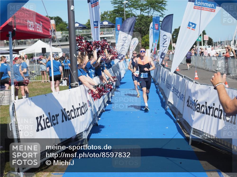17.08.2025 - KN Förde Triathlon 2025 MichiJ http://msf.ph/oto/8597832 17.08.2025 13:59:52 Laufen 462, 464, 507 meine-sportfotos.de