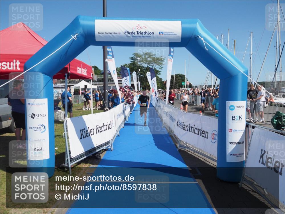 17.08.2025 - KN Förde Triathlon 2025 MichiJ http://msf.ph/oto/8597838 17.08.2025 12:09:09 Laufen 616 meine-sportfotos.de