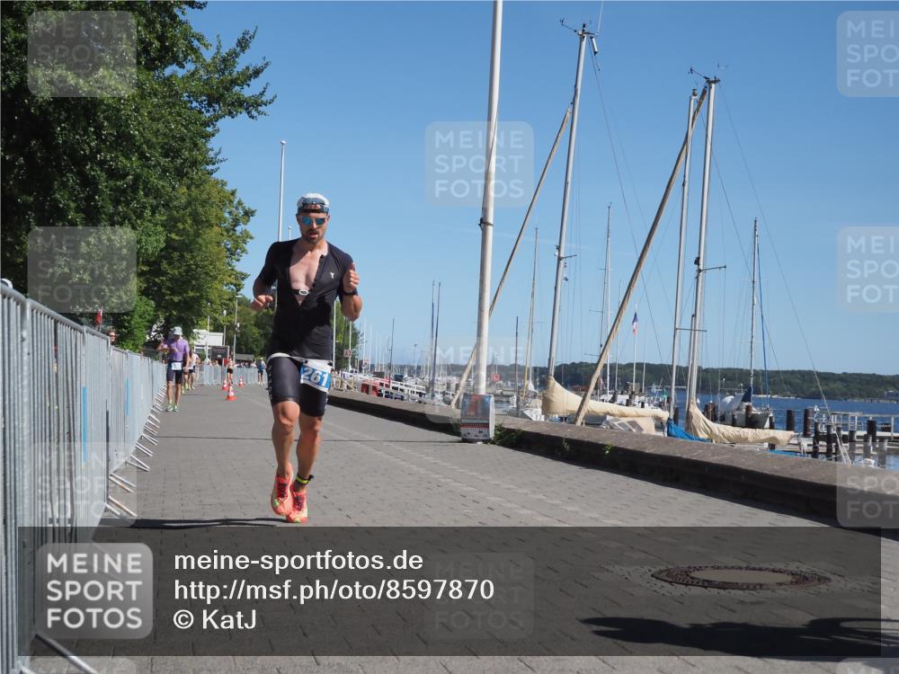 17.08.2025 - KN Förde Triathlon 2025 KatJ http://msf.ph/oto/8597870 17.08.2025 11:47:23 Laufen 261 meine-sportfotos.de