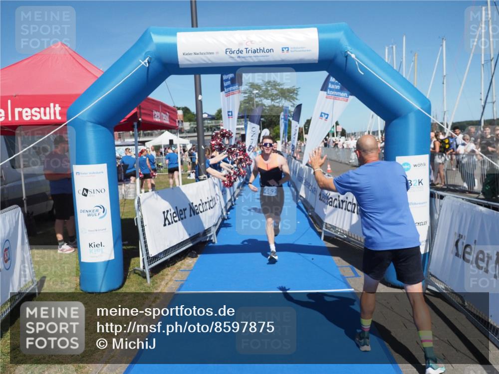 17.08.2025 - KN Förde Triathlon 2025 MichiJ http://msf.ph/oto/8597875 17.08.2025 13:59:54 Laufen 462, 464, 507 meine-sportfotos.de