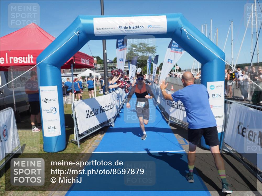 17.08.2025 - KN Förde Triathlon 2025 MichiJ http://msf.ph/oto/8597879 17.08.2025 13:59:54 Laufen 462, 464, 507 meine-sportfotos.de