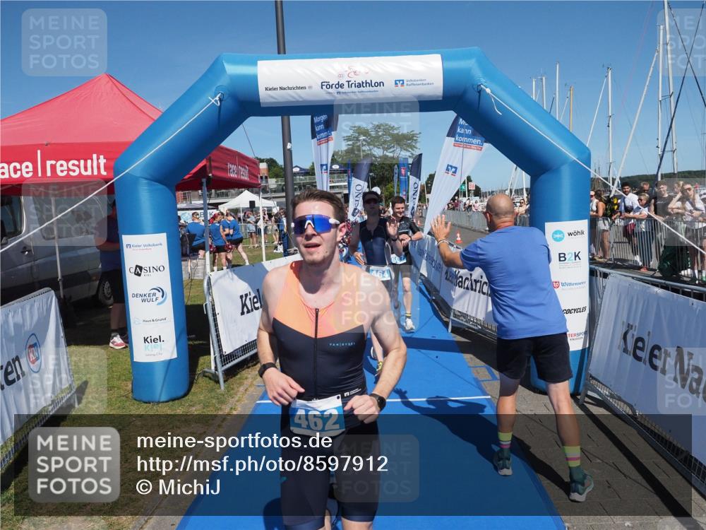 17.08.2025 - KN Förde Triathlon 2025 MichiJ http://msf.ph/oto/8597912 17.08.2025 13:59:55 Laufen 462, 464, 507 meine-sportfotos.de