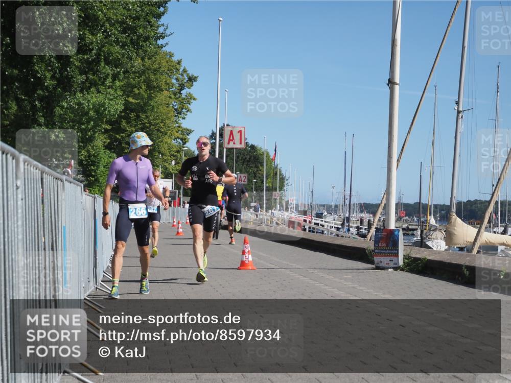 17.08.2025 - KN Förde Triathlon 2025 KatJ http://msf.ph/oto/8597934 17.08.2025 11:47:34 Laufen 266, 267, 287 meine-sportfotos.de