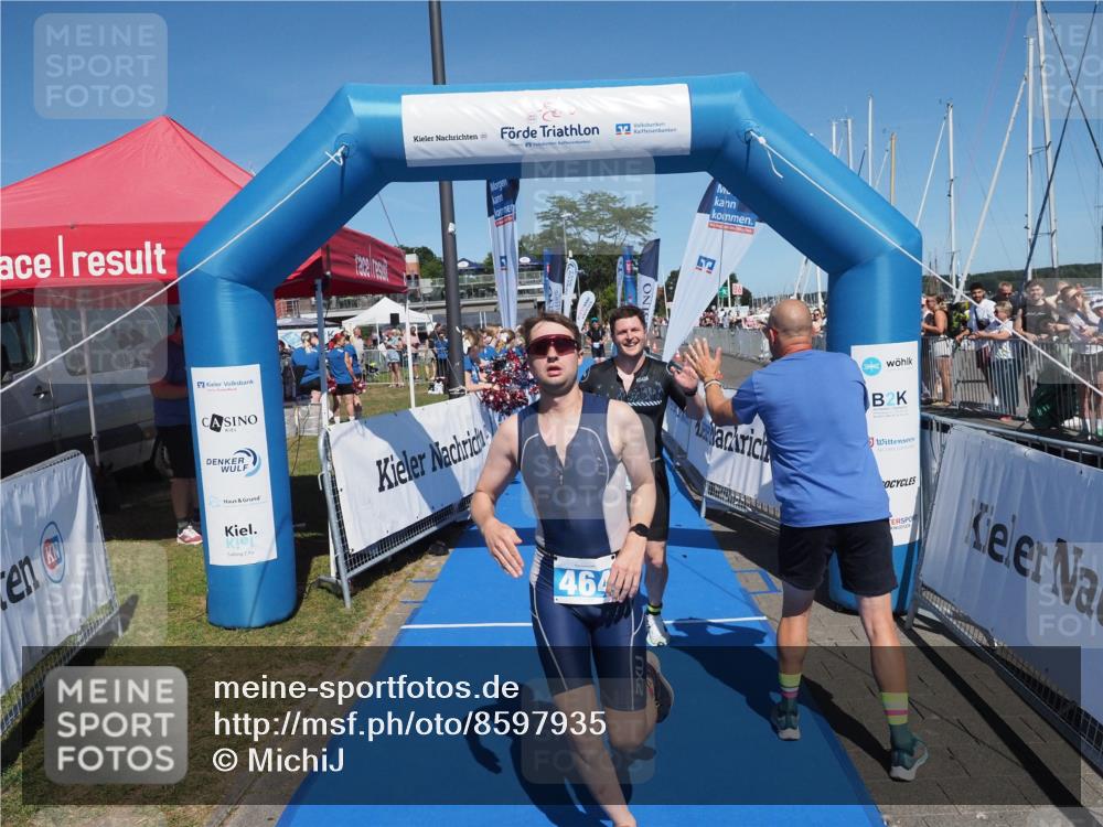 17.08.2025 - KN Förde Triathlon 2025 MichiJ http://msf.ph/oto/8597935 17.08.2025 13:59:56 Laufen 462, 464, 507 meine-sportfotos.de
