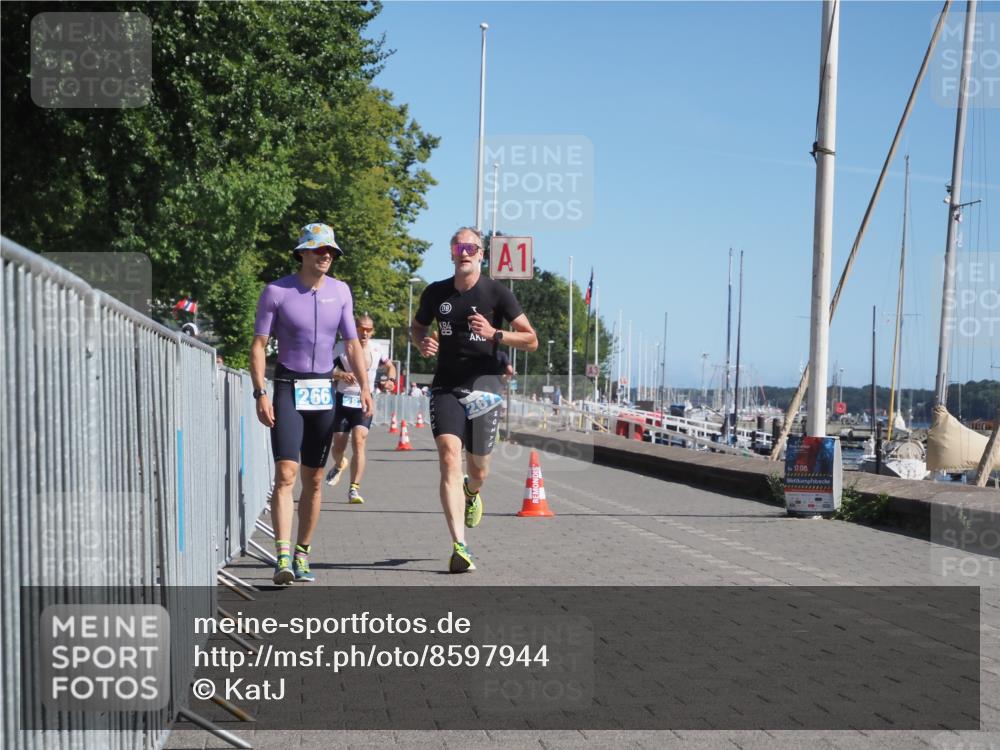 17.08.2025 - KN Förde Triathlon 2025 KatJ http://msf.ph/oto/8597944 17.08.2025 11:47:35 Laufen 266, 267, 287 meine-sportfotos.de