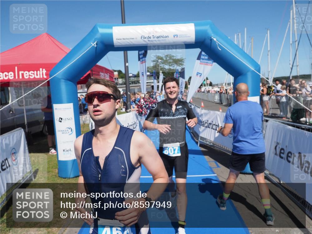 17.08.2025 - KN Förde Triathlon 2025 MichiJ http://msf.ph/oto/8597949 17.08.2025 13:59:57 Laufen 462, 464, 507 meine-sportfotos.de