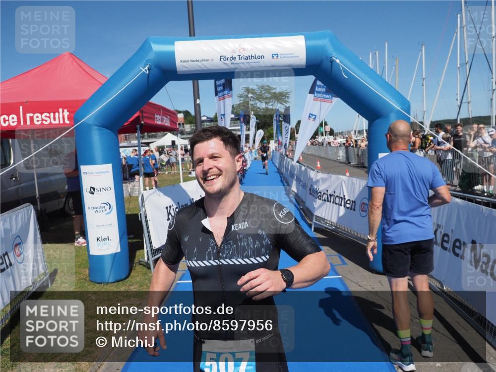 17.08.2025 - KN Förde Triathlon 2025 MichiJ http://msf.ph/oto/8597956 17.08.2025 13:59:57 Laufen 462, 464, 507 meine-sportfotos.de