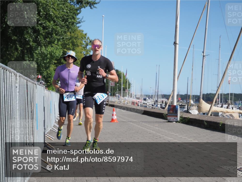 17.08.2025 - KN Förde Triathlon 2025 KatJ http://msf.ph/oto/8597974 17.08.2025 11:47:36 Laufen 266, 267, 287 meine-sportfotos.de
