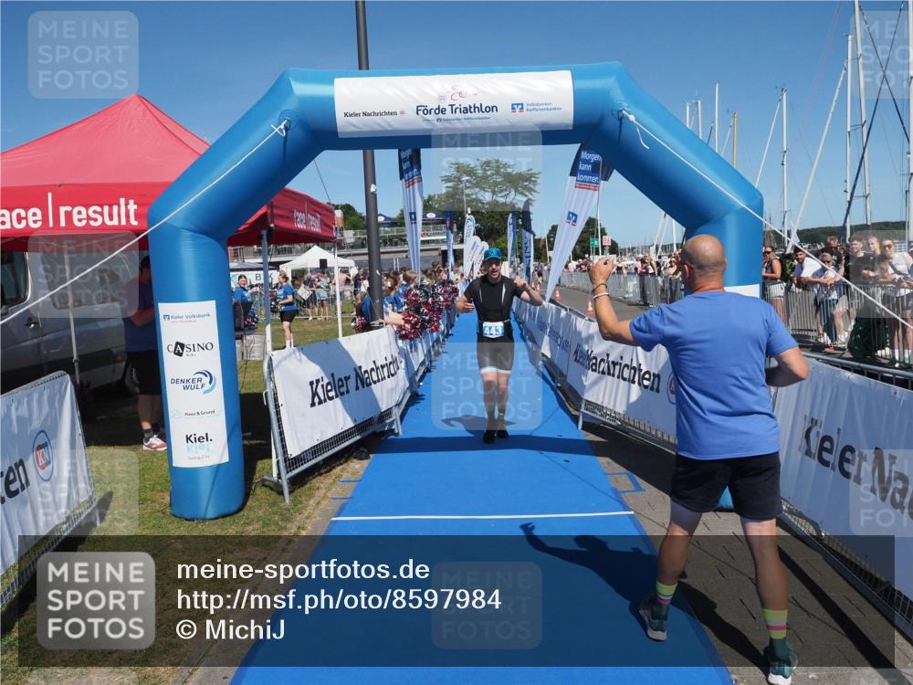 17.08.2025 - KN Förde Triathlon 2025 MichiJ http://msf.ph/oto/8597984 17.08.2025 14:00:02 Laufen 443 meine-sportfotos.de