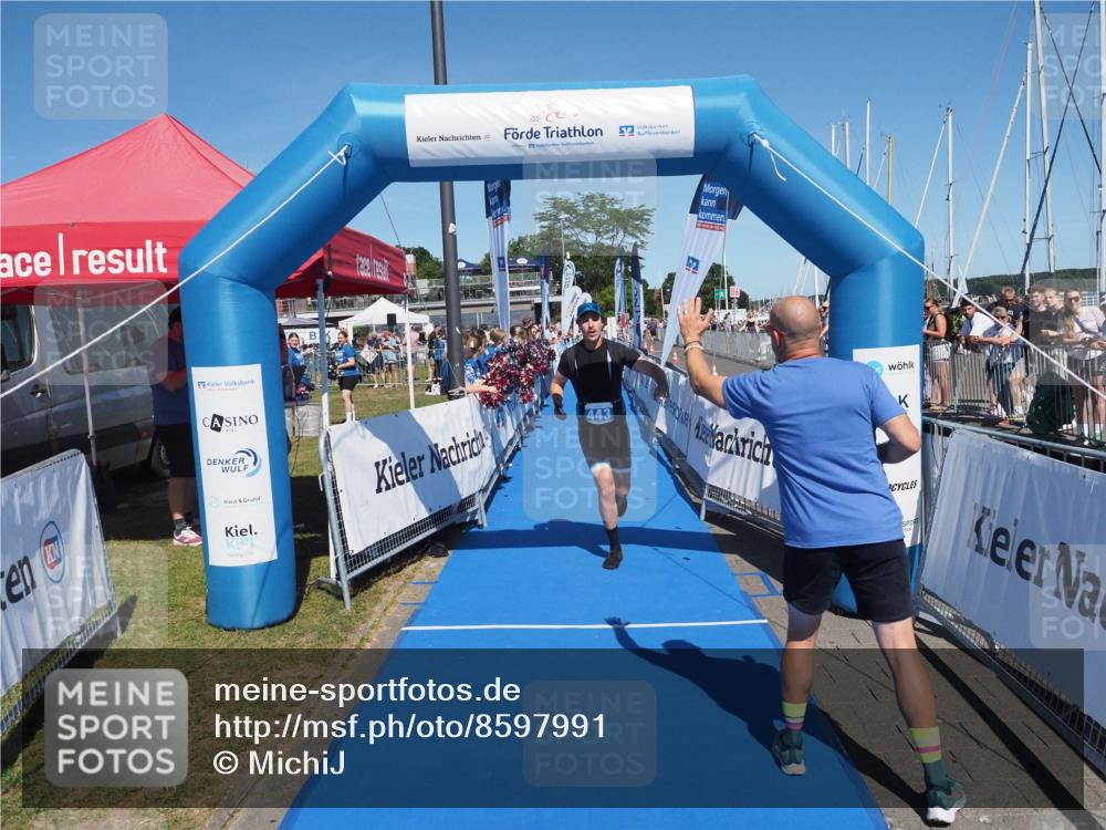 17.08.2025 - KN Förde Triathlon 2025 MichiJ http://msf.ph/oto/8597991 17.08.2025 14:00:02 Laufen 443 meine-sportfotos.de