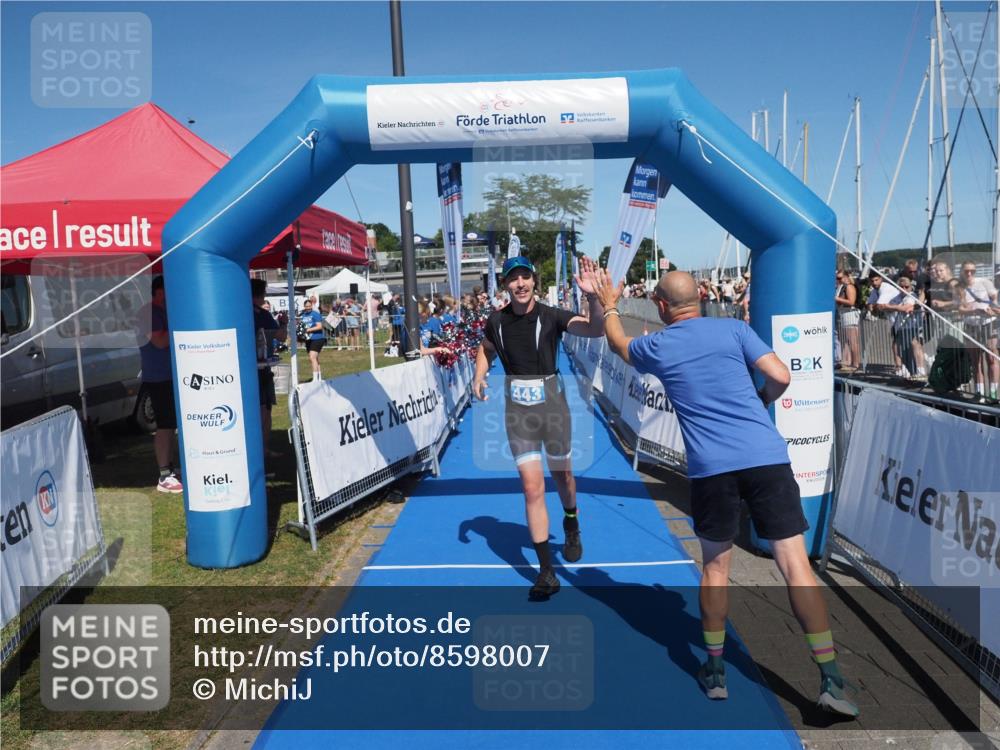 17.08.2025 - KN Förde Triathlon 2025 MichiJ http://msf.ph/oto/8598007 17.08.2025 14:00:03 Laufen 443 meine-sportfotos.de