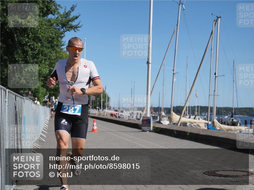17.08.2025 - KN Förde Triathlon 2025 KatJ http://msf.ph/oto/8598015 17.08.2025 11:47:40 Laufen 266, 267, 275, 287 meine-sportfotos.de