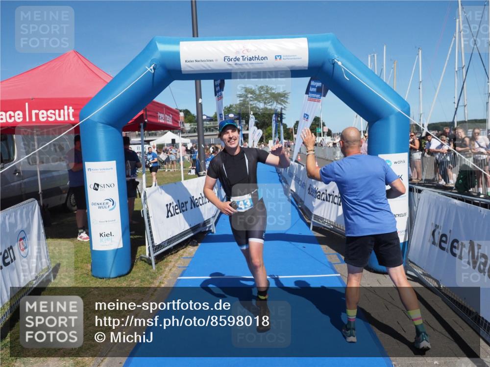 17.08.2025 - KN Förde Triathlon 2025 MichiJ http://msf.ph/oto/8598018 17.08.2025 14:00:03 Laufen 443 meine-sportfotos.de