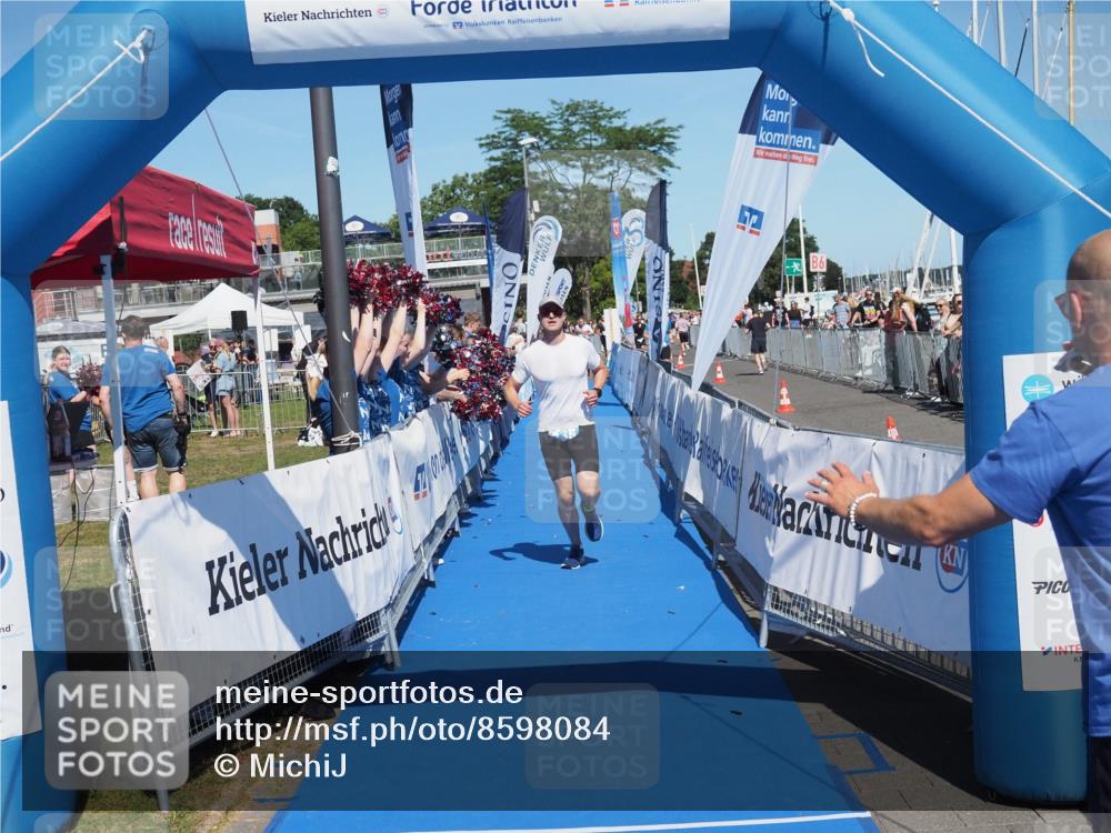 17.08.2025 - KN Förde Triathlon 2025 MichiJ http://msf.ph/oto/8598084 17.08.2025 14:00:18 Laufen 435 meine-sportfotos.de