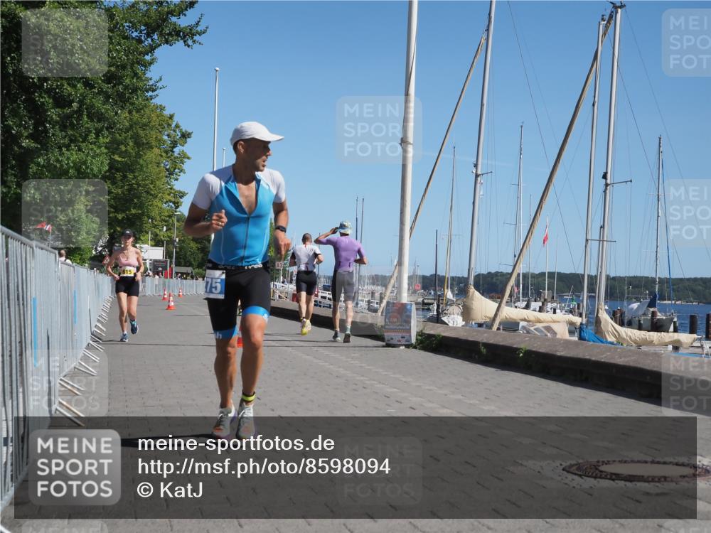 17.08.2025 - KN Förde Triathlon 2025 KatJ http://msf.ph/oto/8598094 17.08.2025 11:47:49 Laufen 275, 615 meine-sportfotos.de
