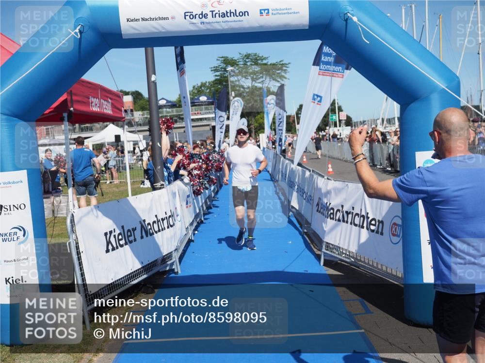 17.08.2025 - KN Förde Triathlon 2025 MichiJ http://msf.ph/oto/8598095 17.08.2025 14:00:18 Laufen 435 meine-sportfotos.de