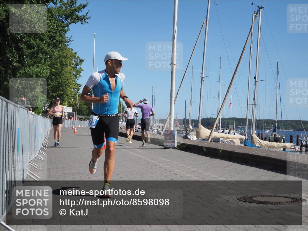 17.08.2025 - KN Förde Triathlon 2025 KatJ http://msf.ph/oto/8598098 17.08.2025 11:47:49 Laufen 275, 615 meine-sportfotos.de