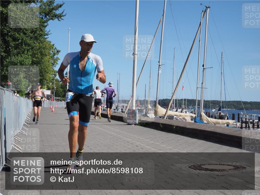 17.08.2025 - KN Förde Triathlon 2025 KatJ http://msf.ph/oto/8598108 17.08.2025 11:47:49 Laufen 275, 615 meine-sportfotos.de