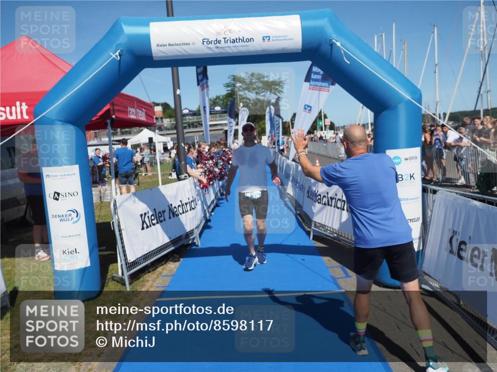 17.08.2025 - KN Förde Triathlon 2025 MichiJ http://msf.ph/oto/8598117 17.08.2025 14:00:19 Laufen 435 meine-sportfotos.de