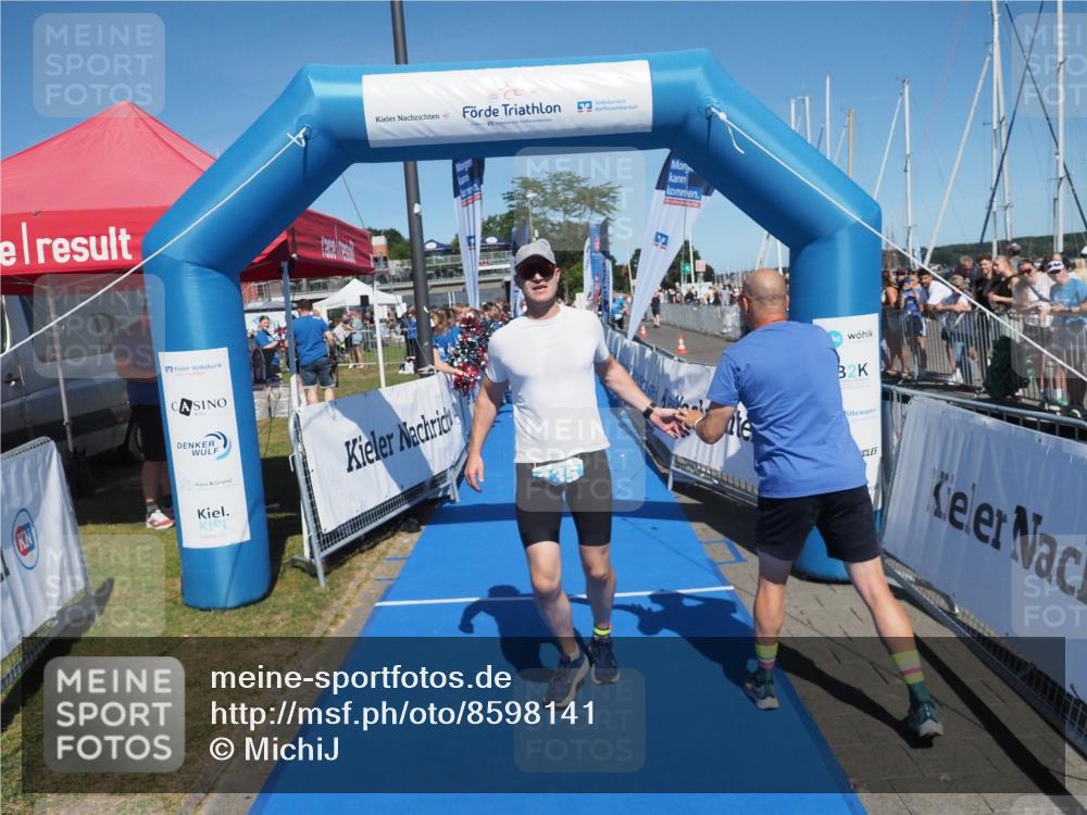 17.08.2025 - KN Förde Triathlon 2025 MichiJ http://msf.ph/oto/8598141 17.08.2025 14:00:19 Laufen 435 meine-sportfotos.de