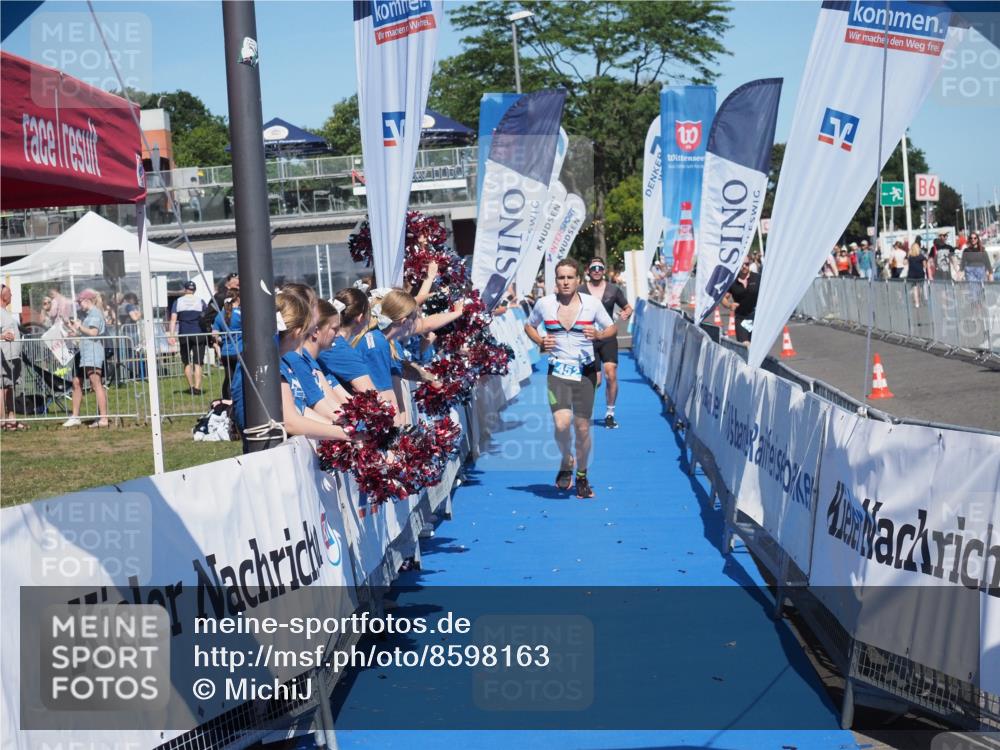17.08.2025 - KN Förde Triathlon 2025 MichiJ http://msf.ph/oto/8598163 17.08.2025 14:00:28 Laufen 452 meine-sportfotos.de