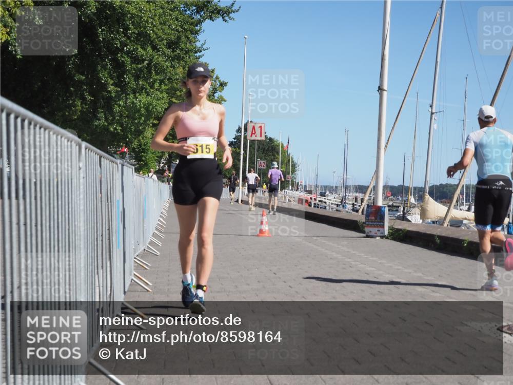 17.08.2025 - KN Förde Triathlon 2025 KatJ http://msf.ph/oto/8598164 17.08.2025 11:47:55 Laufen 615 meine-sportfotos.de