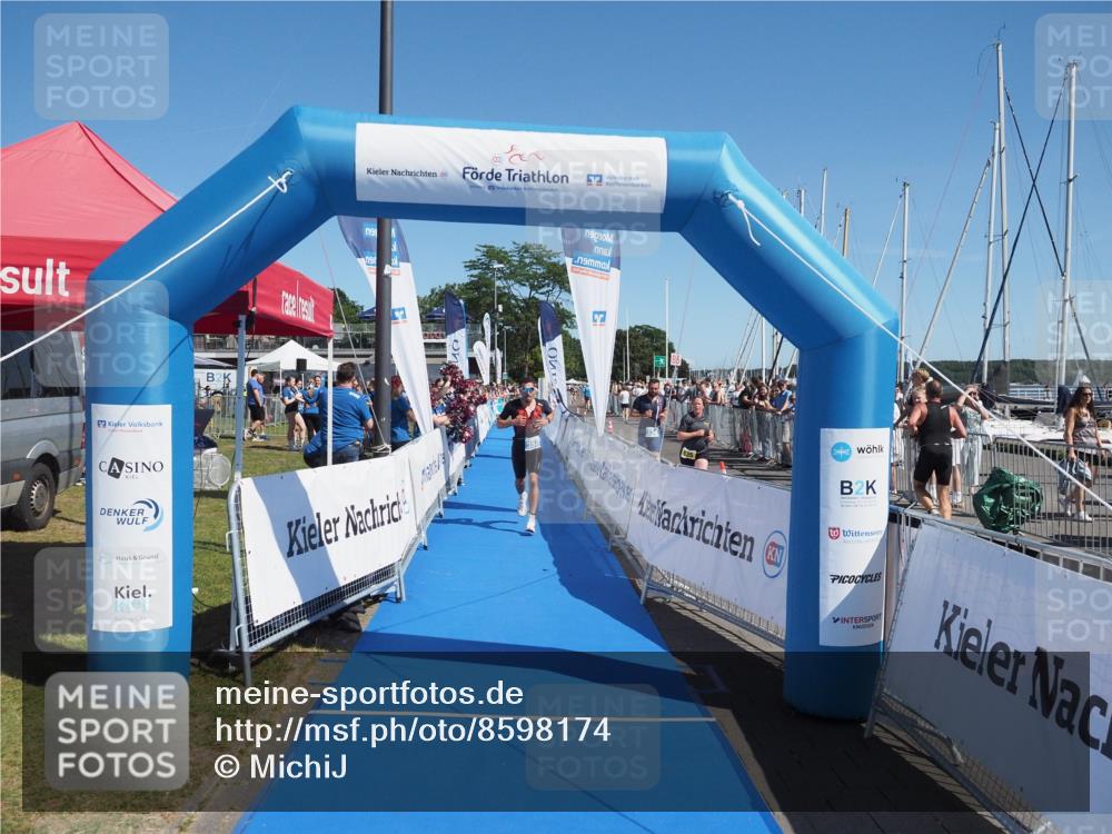 17.08.2025 - KN Förde Triathlon 2025 MichiJ http://msf.ph/oto/8598174 17.08.2025 12:11:32 Laufen 358 meine-sportfotos.de