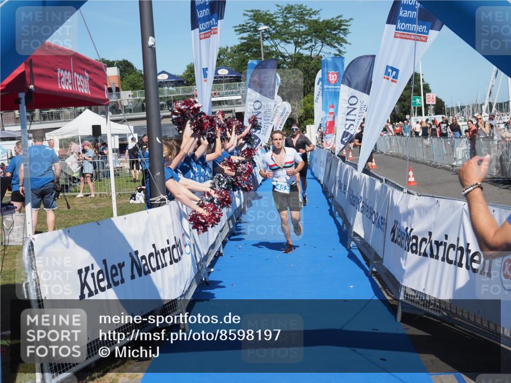 17.08.2025 - KN Förde Triathlon 2025 MichiJ http://msf.ph/oto/8598197 17.08.2025 14:00:29 Laufen 432, 452 meine-sportfotos.de
