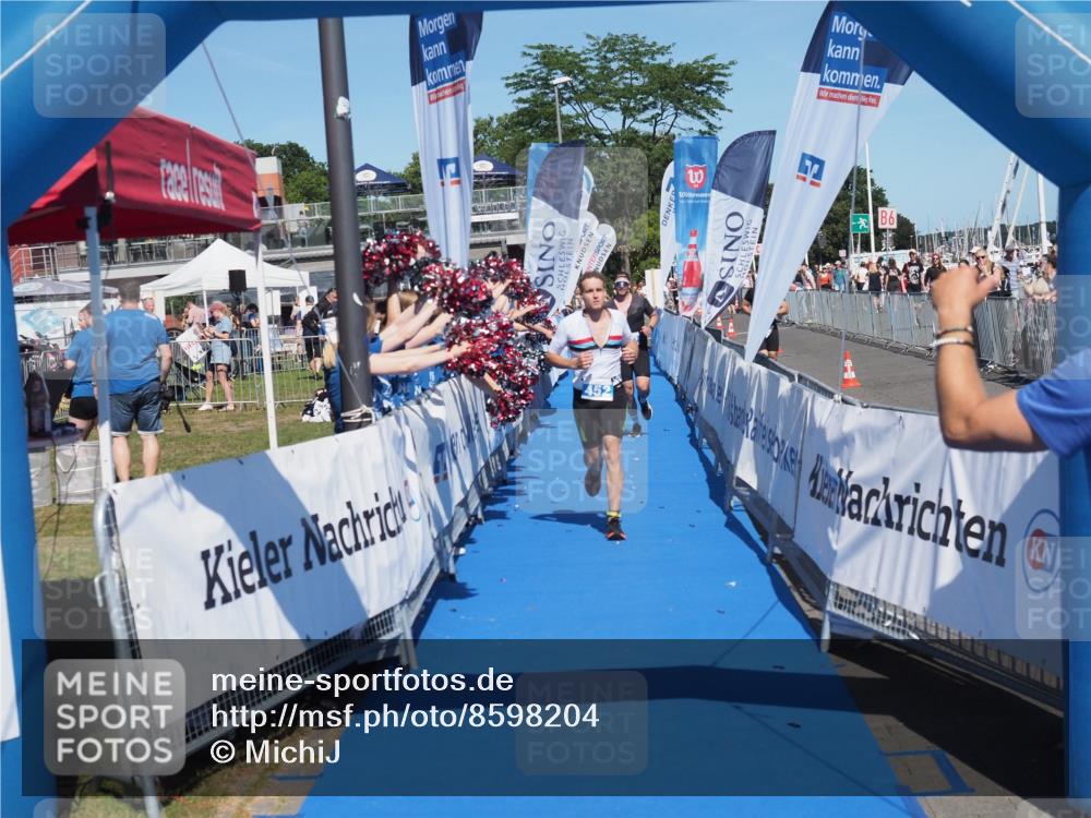 17.08.2025 - KN Förde Triathlon 2025 MichiJ http://msf.ph/oto/8598204 17.08.2025 14:00:29 Laufen 432, 452 meine-sportfotos.de