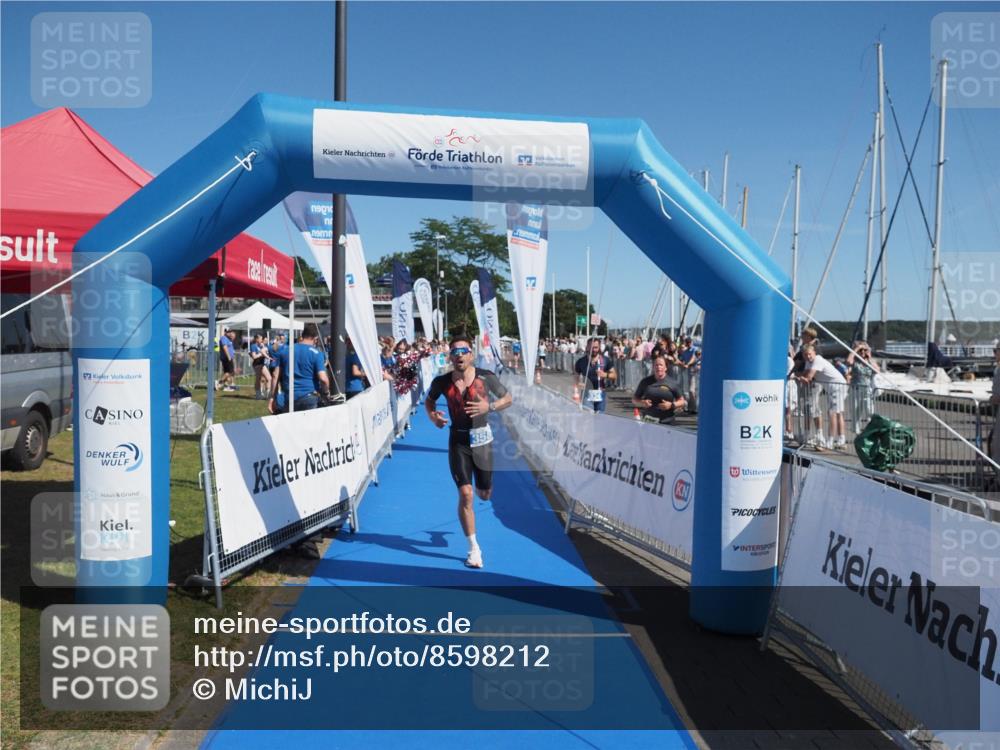 17.08.2025 - KN Förde Triathlon 2025 MichiJ http://msf.ph/oto/8598212 17.08.2025 12:11:33 Laufen 358 meine-sportfotos.de