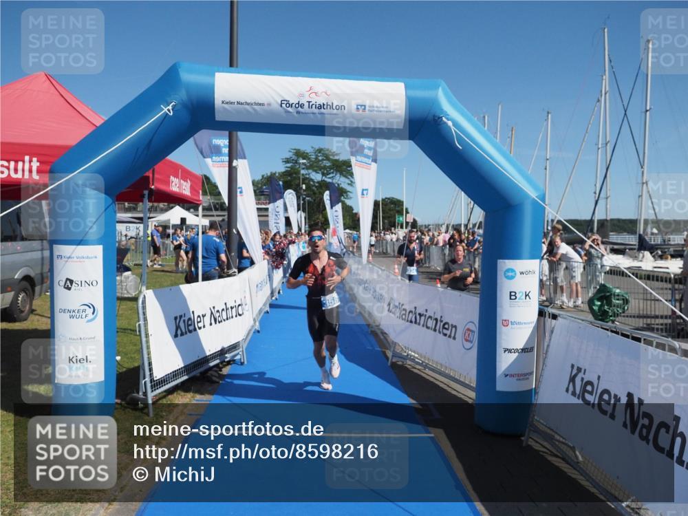 17.08.2025 - KN Förde Triathlon 2025 MichiJ http://msf.ph/oto/8598216 17.08.2025 12:11:33 Laufen 358 meine-sportfotos.de
