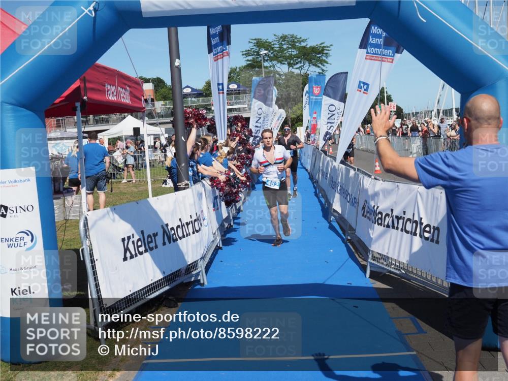 17.08.2025 - KN Förde Triathlon 2025 MichiJ http://msf.ph/oto/8598222 17.08.2025 14:00:29 Laufen 432, 452 meine-sportfotos.de