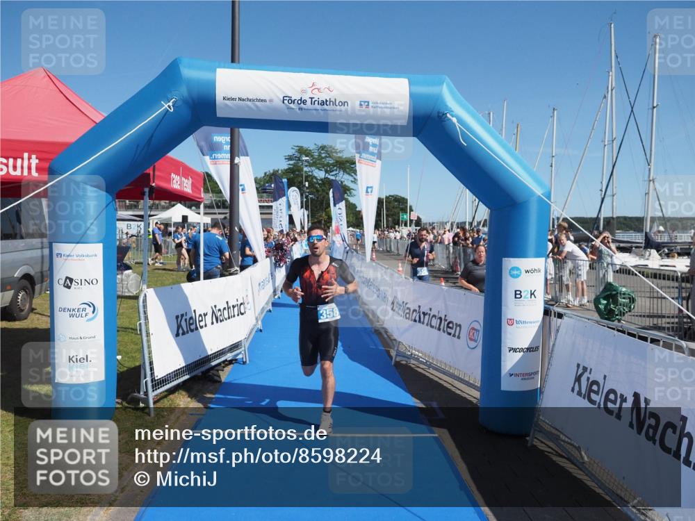 17.08.2025 - KN Förde Triathlon 2025 MichiJ http://msf.ph/oto/8598224 17.08.2025 12:11:34 Laufen 358 meine-sportfotos.de
