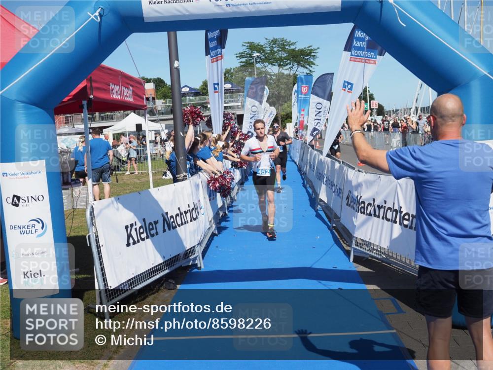 17.08.2025 - KN Förde Triathlon 2025 MichiJ http://msf.ph/oto/8598226 17.08.2025 14:00:30 Laufen 432, 452 meine-sportfotos.de