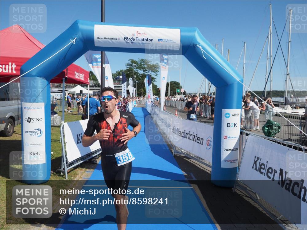 17.08.2025 - KN Förde Triathlon 2025 MichiJ http://msf.ph/oto/8598241 17.08.2025 12:11:34 Laufen 358 meine-sportfotos.de