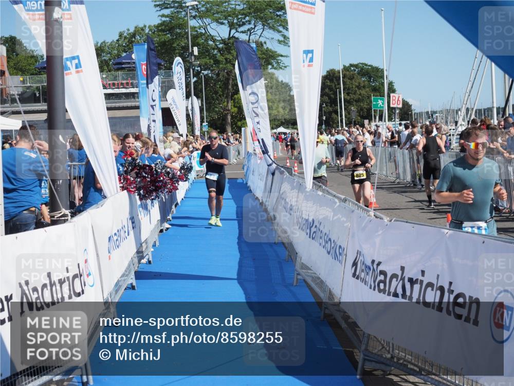17.08.2025 - KN Förde Triathlon 2025 MichiJ http://msf.ph/oto/8598255 17.08.2025 12:11:54 Laufen  meine-sportfotos.de