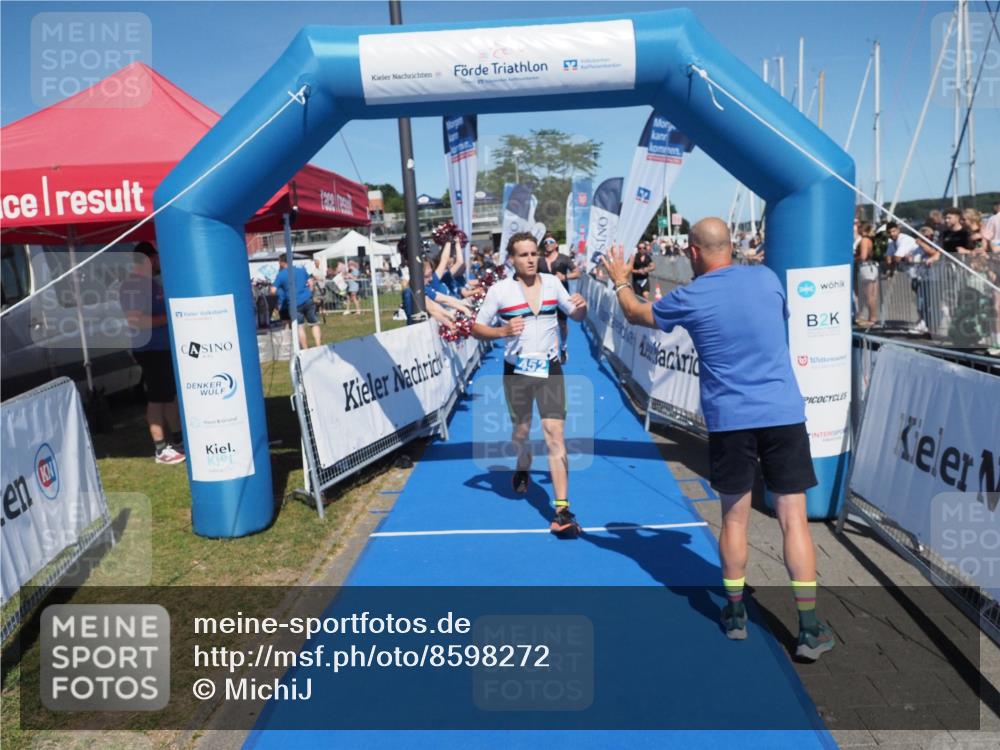 17.08.2025 - KN Förde Triathlon 2025 MichiJ http://msf.ph/oto/8598272 17.08.2025 14:00:31 Laufen 432, 452 meine-sportfotos.de