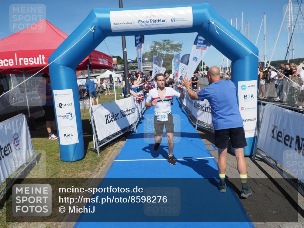 17.08.2025 - KN Förde Triathlon 2025 MichiJ http://msf.ph/oto/8598276 17.08.2025 14:00:31 Laufen 432, 452 meine-sportfotos.de