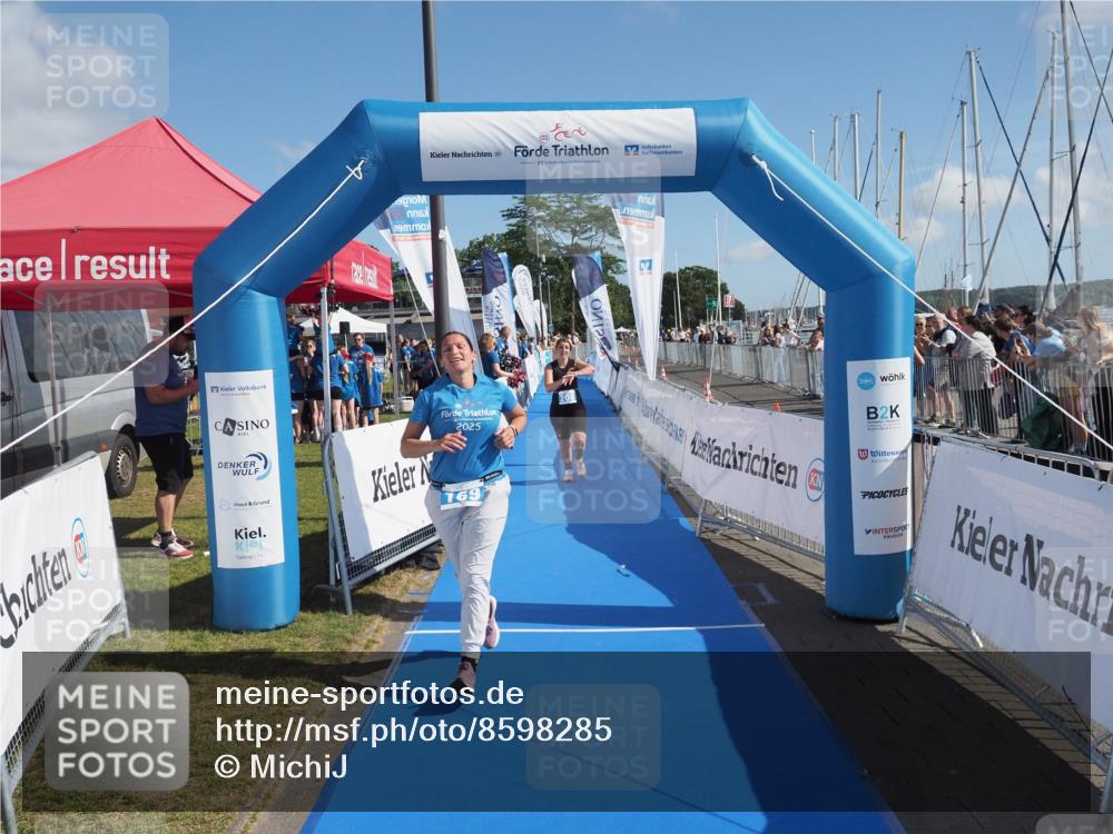 17.08.2025 - KN Förde Triathlon 2025 MichiJ http://msf.ph/oto/8598285 17.08.2025 10:45:46 Laufen 169, 208 meine-sportfotos.de